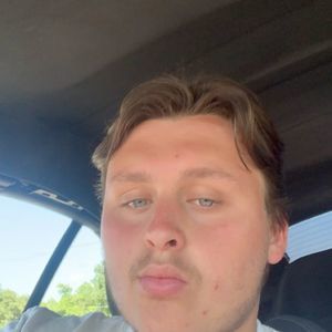 Meet your Posher, Zachary